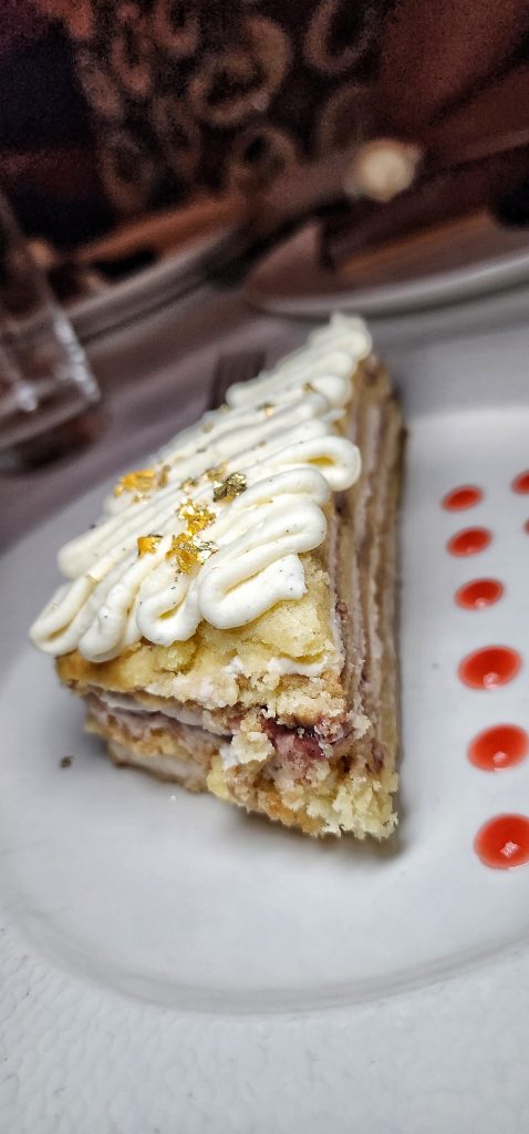 Monterey Cloud Cake Side