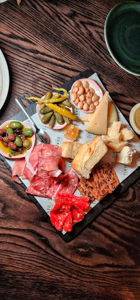 Dante ANTIPASTO BOARD top