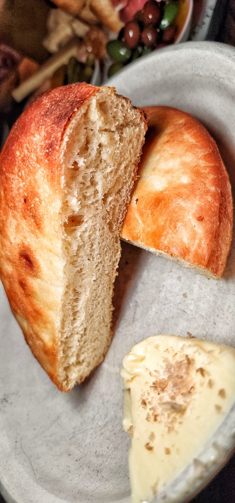 Dante OUR SIGNATURE CHARCOAL OVEN BAKED BREAD Upclose (1)