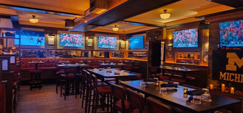 Central Park Tavern main Dining room