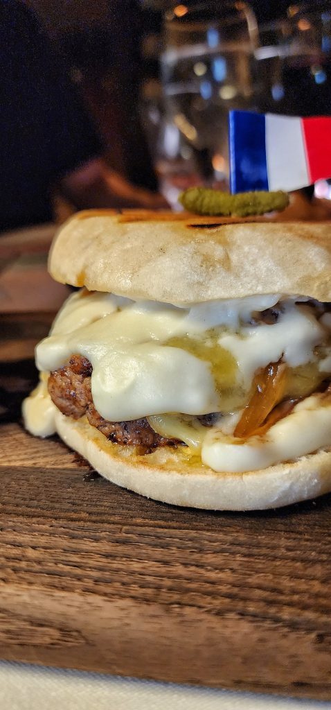 Le Rivage FRENCH ONION SOUP BURGER super cheesey