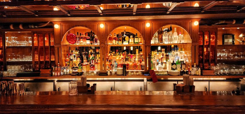 Golden Steer NYC Bar Seating