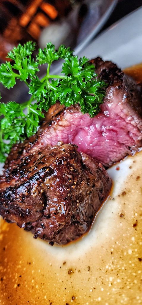 Golden Steer NYC Petite Filet Mignon 8 oz cut tilted