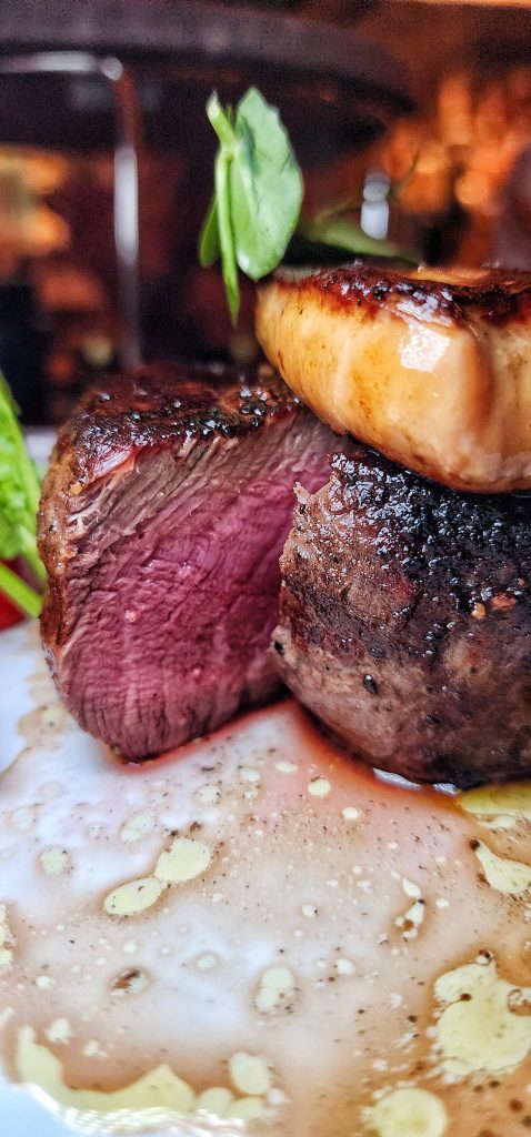 Carversteak nyc Filet Mignon with Seared Foie Gras cut