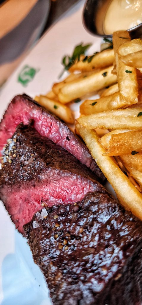 Bar Chimera NYC STEAK FRITES upclose