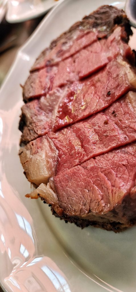 Chicago cut prime rib